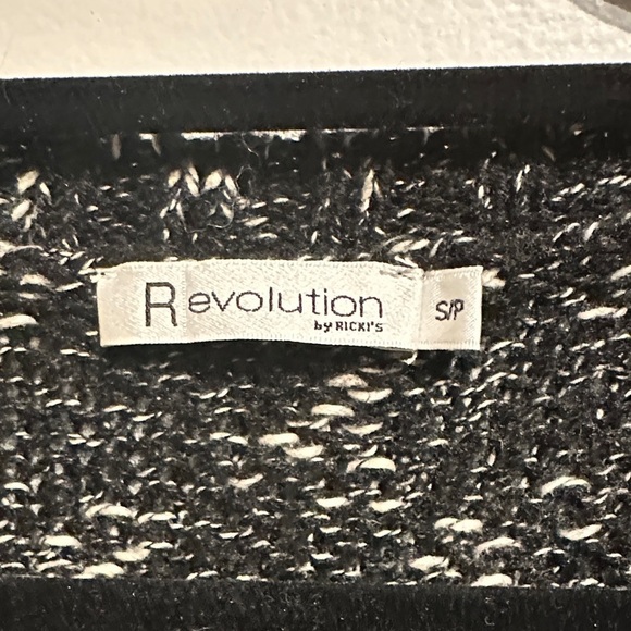 Ricki's Black and White V-Neck Sweater - Picture 3 of 5